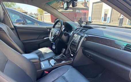 Toyota Camry, 2016 год, 2 350 000 рублей, 7 фотография