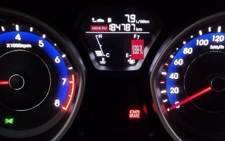 Hyundai Elantra V, 2011 год, 910 000 рублей, 15 фотография