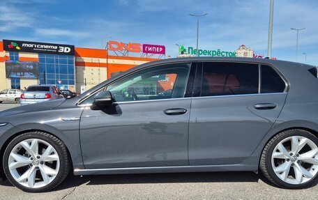 Volkswagen Golf VIII, 2020 год, 2 150 000 рублей, 2 фотография