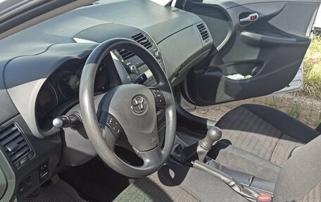 Toyota Corolla, 2007 год, 675 000 рублей, 4 фотография