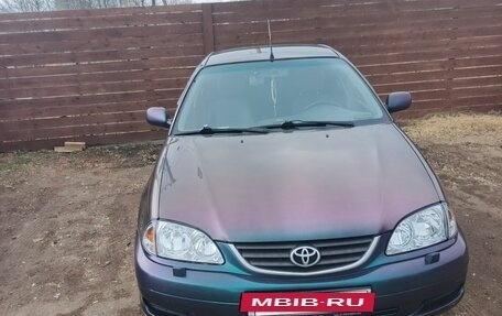 Toyota Avensis III рестайлинг, 2002 год, 275 000 рублей, 5 фотография