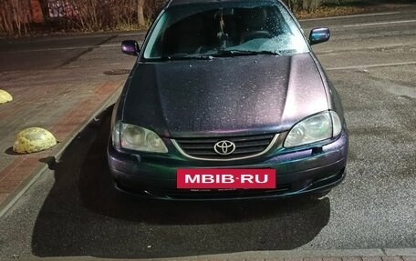 Toyota Avensis III рестайлинг, 2002 год, 275 000 рублей, 10 фотография