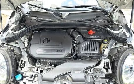 MINI Clubman, 2022 год, 1 629 000 рублей, 6 фотография