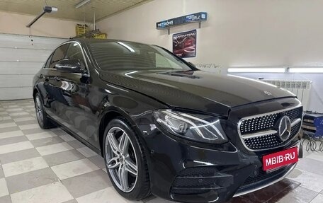 Mercedes-Benz E-Класс, 2019 год, 4 499 999 рублей, 1 фотография