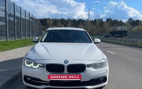 BMW 3 серия, 2016 год, 1 900 000 рублей, 2 фотография