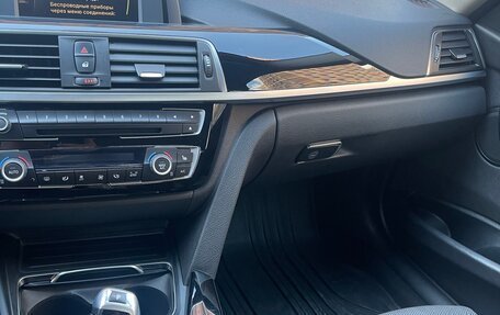 BMW 3 серия, 2016 год, 1 900 000 рублей, 12 фотография