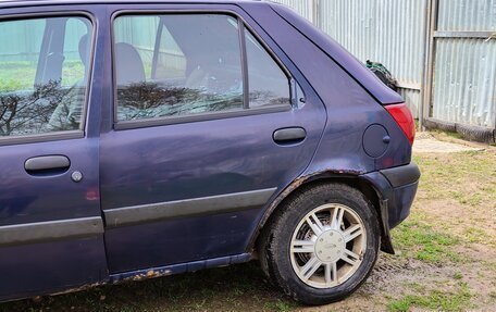 Ford Fiesta, 2000 год, 80 000 рублей, 3 фотография
