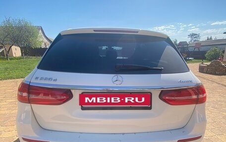 Mercedes-Benz E-Класс, 2017 год, 2 990 000 рублей, 14 фотография