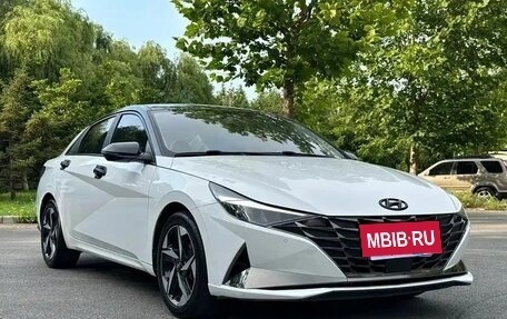 Hyundai Elantra, 2023 год, 1 685 000 рублей, 2 фотография