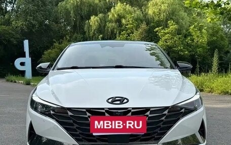 Hyundai Elantra, 2023 год, 1 685 000 рублей, 3 фотография
