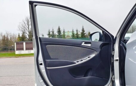 Hyundai Solaris II рестайлинг, 2011 год, 730 000 рублей, 9 фотография