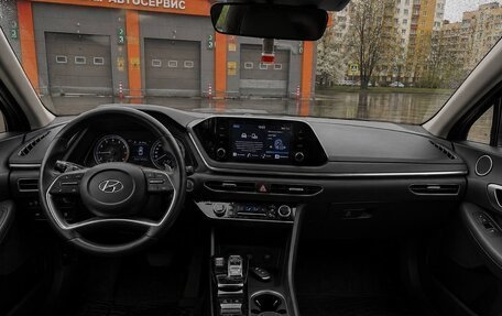 Hyundai Sonata VIII, 2021 год, 2 300 000 рублей, 7 фотография