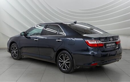 Toyota Camry, 2017 год, 2 385 000 рублей, 5 фотография