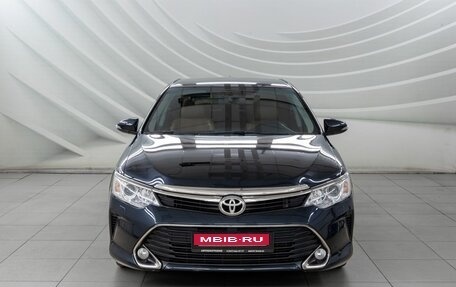 Toyota Camry, 2017 год, 2 385 000 рублей, 2 фотография