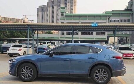 Mazda CX-4, 2021 год, 1 730 000 рублей, 4 фотография