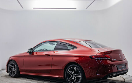 Mercedes-Benz C-Класс, 2019 год, 3 598 000 рублей, 3 фотография