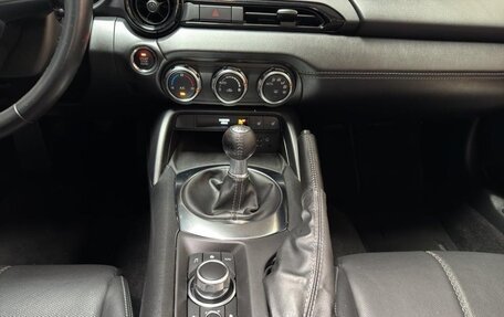 Mazda MX-5, 2022 год, 2 859 000 рублей, 10 фотография