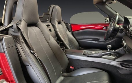 Mazda MX-5, 2022 год, 2 859 000 рублей, 13 фотография
