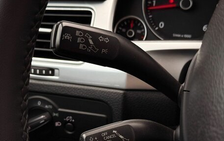 Volkswagen Touareg III, 2015 год, 2 320 000 рублей, 19 фотография