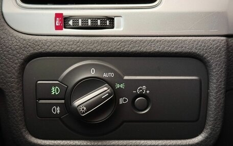 Volkswagen Touareg III, 2015 год, 2 320 000 рублей, 21 фотография