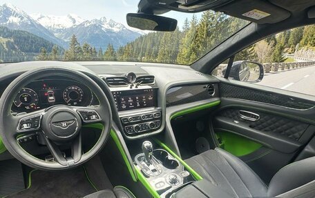 Bentley Bentayga I, 2025 год, 45 490 000 рублей, 3 фотография