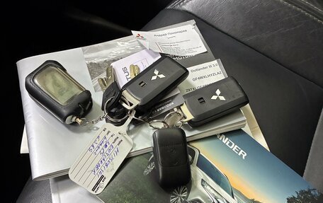 Mitsubishi Outlander III рестайлинг 3, 2019 год, 2 599 000 рублей, 22 фотография