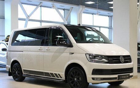 Volkswagen Multivan T6 рестайлинг, 2018 год, 4 150 000 рублей, 3 фотография