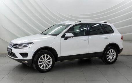 Volkswagen Touareg III, 2015 год, 3 098 000 рублей, 3 фотография