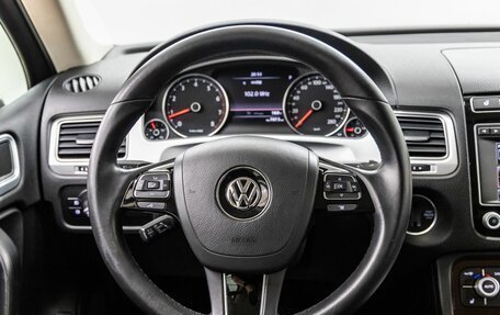 Volkswagen Touareg III, 2015 год, 3 098 000 рублей, 16 фотография