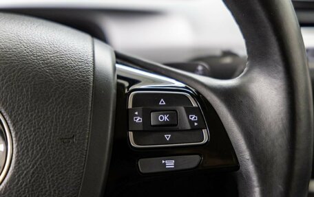Volkswagen Touareg III, 2015 год, 3 098 000 рублей, 19 фотография