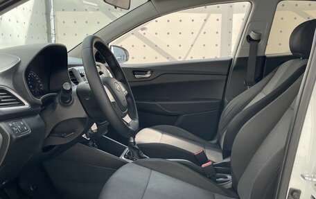 Hyundai Solaris II рестайлинг, 2018 год, 1 130 000 рублей, 10 фотография
