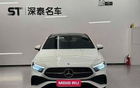 Mercedes-Benz A-Класс, 2023 год, 1 600 000 рублей, 3 фотография