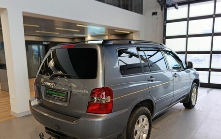 Toyota Highlander III, 2004 год, 719 000 рублей, 4 фотография