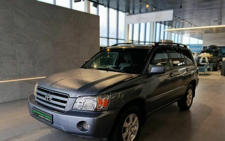 Toyota Highlander III, 2004 год, 719 000 рублей, 3 фотография