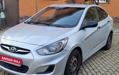 Hyundai Solaris II рестайлинг, 2014 год, 520 000 рублей, 1 фотография