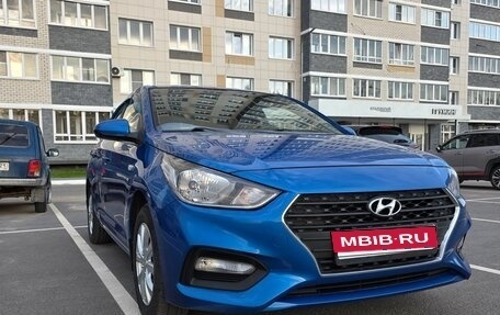 Hyundai Solaris II рестайлинг, 2017 год, 1 350 000 рублей, 1 фотография
