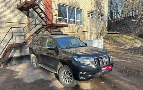 Toyota Land Cruiser Prado 150 рестайлинг 2, 2017 год, 4 300 000 рублей, 1 фотография