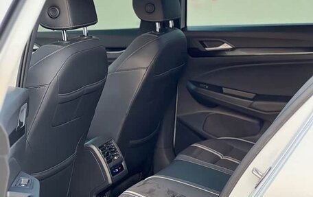 Volkswagen Golf VIII, 2023 год, 2 110 000 рублей, 12 фотография