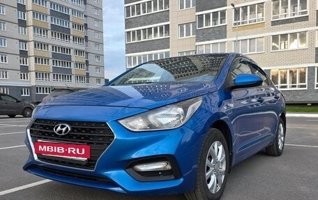 Hyundai Solaris II рестайлинг, 2017 год, 1 350 000 рублей, 2 фотография