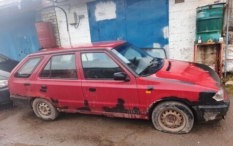 Skoda Felicia I рестайлинг, 1997 год, 55 000 рублей, 2 фотография