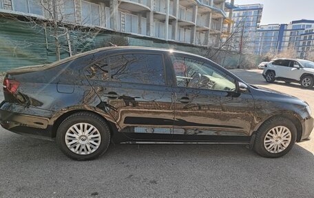 Volkswagen Jetta VI, 2018 год, 1 950 000 рублей, 12 фотография