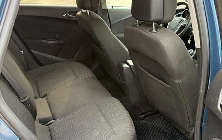 Opel Astra J, 2013 год, 820 000 рублей, 12 фотография