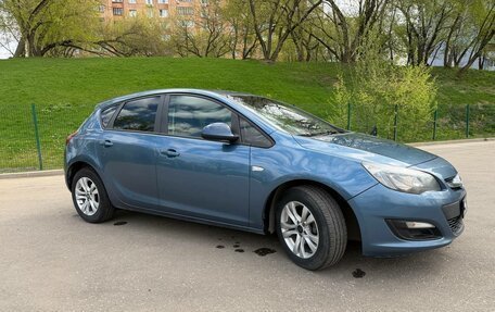 Opel Astra J, 2013 год, 820 000 рублей, 9 фотография