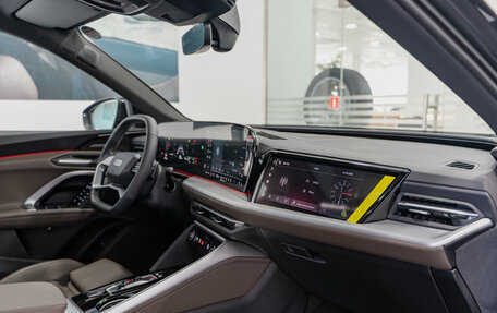 Audi Q5, 2025 год, 9 200 000 рублей, 25 фотография