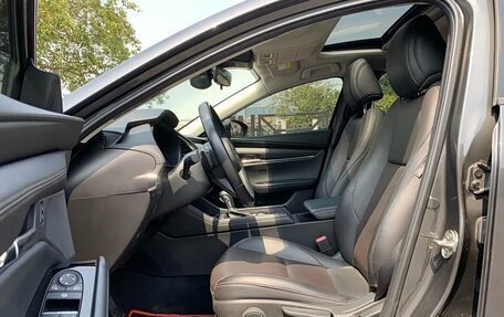 Mazda 3, 2021 год, 1 450 000 рублей, 8 фотография
