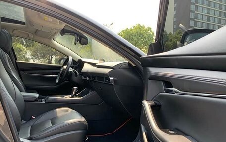 Mazda 3, 2021 год, 1 450 000 рублей, 11 фотография