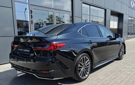 Toyota Camry, 2024 год, 3 990 000 рублей, 5 фотография