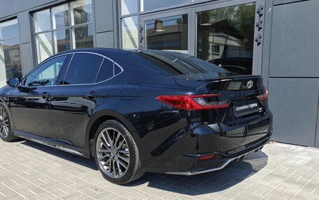Toyota Camry, 2024 год, 3 990 000 рублей, 7 фотография