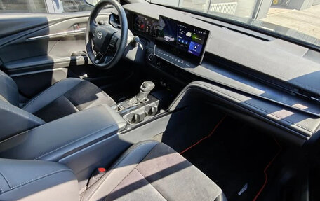 Toyota Camry, 2024 год, 3 990 000 рублей, 11 фотография