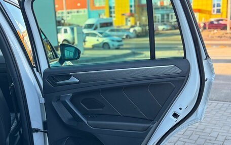 Volkswagen Tiguan II, 2021 год, 4 050 000 рублей, 11 фотография